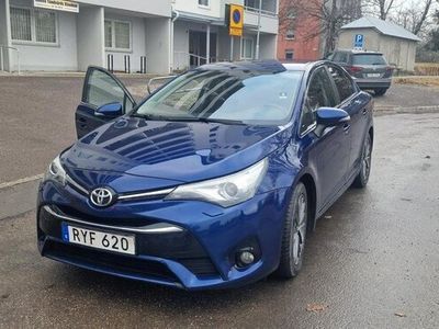 begagnad Toyota Avensis Sedan 2.0 D-4D Euro 6