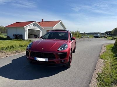 Porsche Macan S