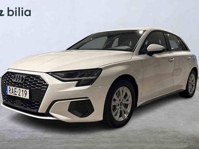 Begagnad Audi A3 Sportback 2023 Vit Halvkombi