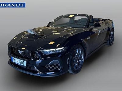 Svart Ny 2025 Ford Mustang GT Convertible Cab | 699 900 kr