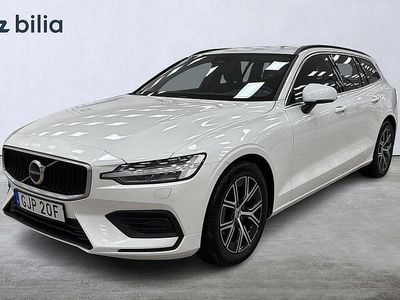 Vit Begagnad 2023 Volvo V60 Core Kombi | 339 000 kr (Bra pris)