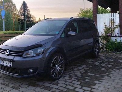 VW Touran Cross