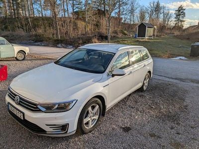 Begagnad VW Passat GTE 218 HK (160 kW) 2017 Kombi