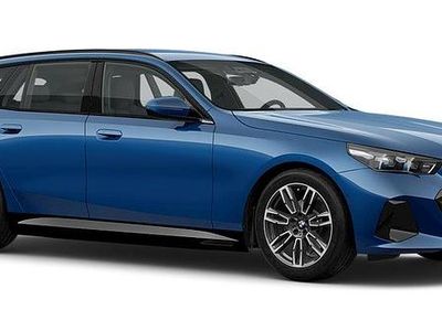 Svart Ny 2026 BMW 530e Comfort Edition Kombi | 713 300 kr