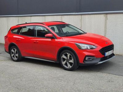Begagnad Ford Focus ST-Line 120 HK (88 kW) 2021 Röd Kombi