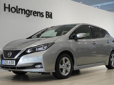 Grå/silver Begagnad 2021 Nissan Leaf N-Connecta Halvkombi | 169 900 kr (Marknadspris)