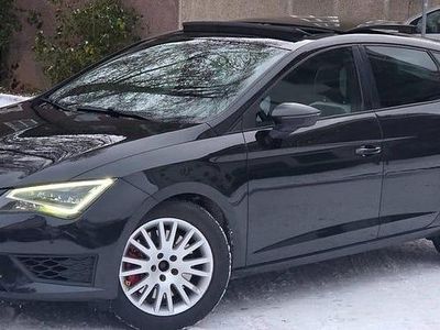 Svart Begagnad 2015 Cupra Leon Halvkombi | 189 800 kr (Marknadspris)
