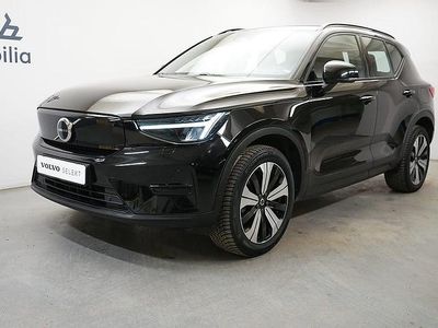 Svart Begagnad 2022 Volvo XC40 Core SUV | 319 900 kr
