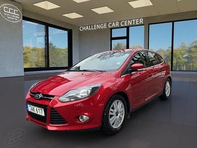 Röd Begagnad 2014 Ford Focus Titanium Halvkombi | 54 900 kr (Bra pris)