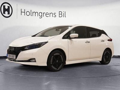Vit Begagnad 2022 Nissan Leaf N-Connecta Halvkombi | 174 900 kr (Marknadspris)
