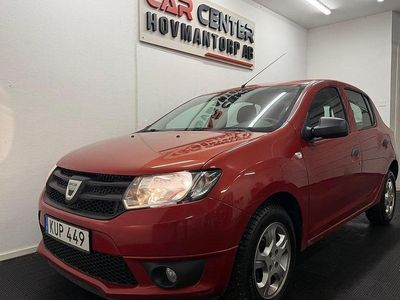 Begagnad Dacia Sandero 90 HK (66 kW) 2015 Röd Halvkombi