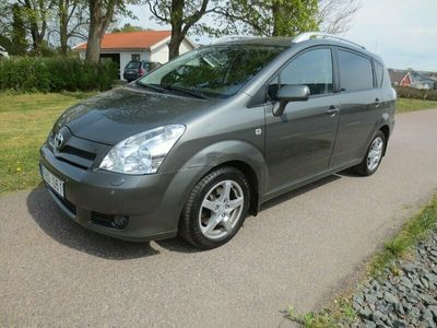 begagnad Toyota Corolla Verso 1.8 VVT-i 7-sits 129hk