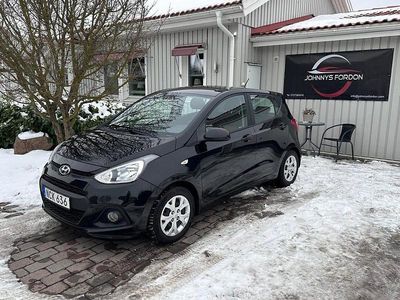Begagnad Hyundai i10 67 HK (49 kW) 2016 Svart Halvkombi