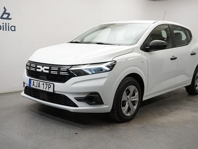 Vit Begagnad 2022 Dacia Sandero Essentiel Halvkombi | 129 900 kr (Marknadspris)