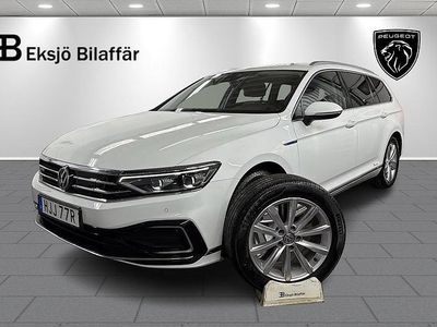 Vit Begagnad 2020 VW Passat Executive Kombi | 209 500 kr (Marknadspris)