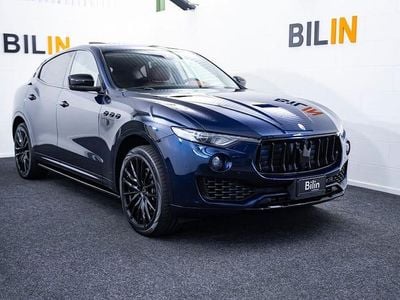 Begagnad Maserati Levante 430 HK (316 kW) 2017 Mörkblå (blå) SUV