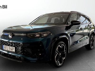 Mörkblå Ny 2025 VW Tayron Edition SUV | 739 900 kr (Dyr)