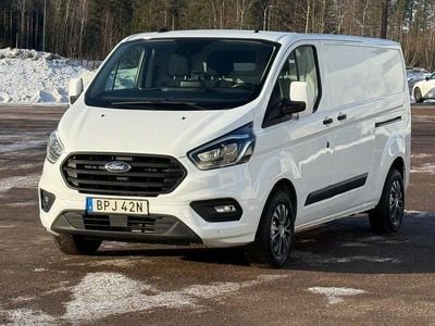 Vit Begagnad 2022 Ford Transit Custom | 177 000 kr (Marknadspris)