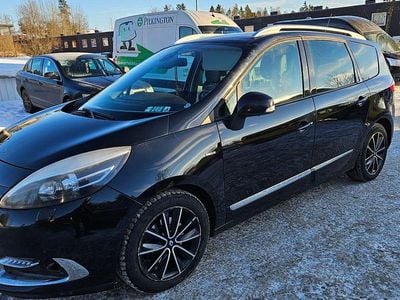 Begagnad Renault Grand Scénic III 110 HK (80 kW) 2014 Minibuss