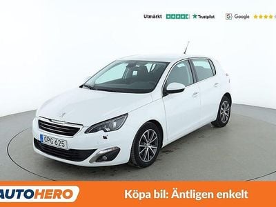 Begagnad Peugeot 308 Allure 121 HK (88 kW) 2015 Vit Halvkombi
