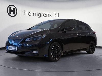 Metallic black Begagnad 2022 Nissan Leaf N-Connecta Halvkombi | 174 900 kr (Marknadspris)
