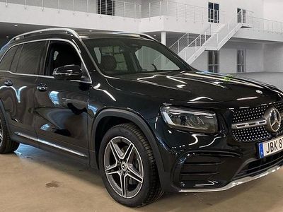 Svart Begagnad 2025 Mercedes GLB200 AMG SUV | 479 000 kr (Marknadspris)