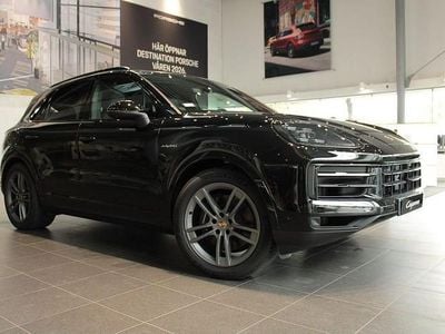 Begagnad Porsche Cayenne 305 HK (224 kW) 2025 Svart SUV
