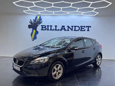 Svart Begagnad 2016 Volvo V40 Kinetic Halvkombi | 84 900 kr (Bra pris)