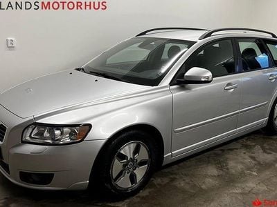 Begagnad Volvo V50 Momentum 116 HK (85 kW) 2011 Grå Kombi