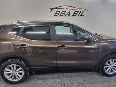 Brun Begagnad 2015 Nissan Qashqai SUV | 99 900 kr (Bra pris)