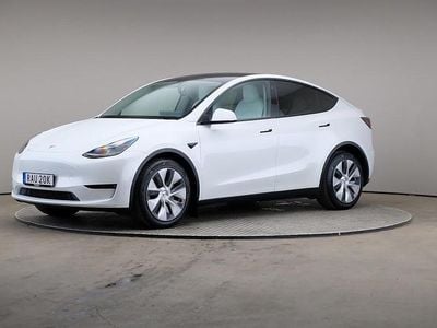 Begagnad Tesla Model Y Long Range AWD 378 kW (514 HK) 2023 Vit SUV