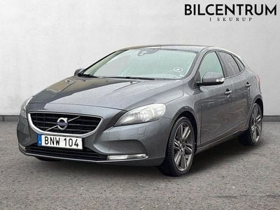 Grå Begagnad 2014 Volvo V40 Kinetic Kombi | 79 900 kr (Marknadspris)