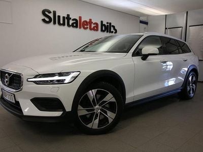 Vit Begagnad 2019 Volvo V60 CC Kombi | 269 900 kr (Lite dyr)