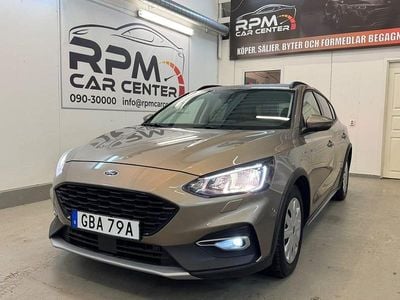 Grå Begagnad 2019 Ford Focus Active Halvkombi | 189 900 kr (Marknadspris)