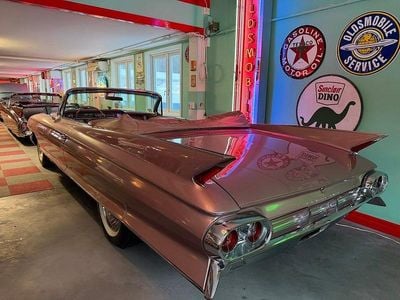 Begagnad Cadillac Eldorado 325 HK (239 kW) 1961 Topaz metallic