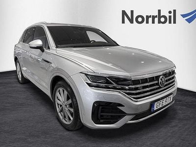 Begagnad VW Touareg R-line 286 HK (210 kW) 2021 Silver SUV