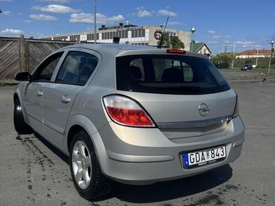 begagnad Opel Astra 1.6 Twinport