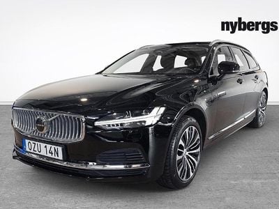Svart Begagnad 2023 Volvo V90 Kombi | 348 000 kr (Marknadspris)
