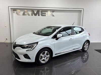 Vit Begagnad 2021 Renault Clio V Zen | 184 000 kr (Marknadspris)