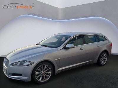 Grå Begagnad 2014 Jaguar XF Sportbrake Kombi | 99 900 kr