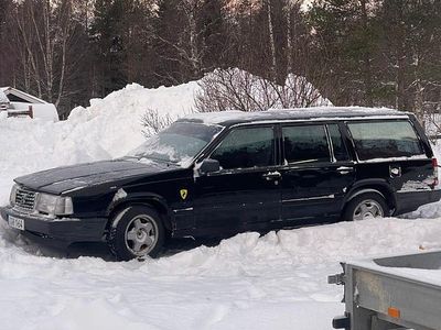 Svart Begagnad 1996 Volvo 940 Kombi | 25 000 kr