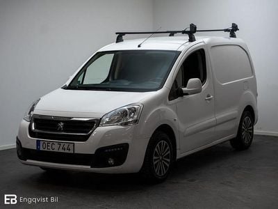 Vit Begagnad 2016 Peugeot Partner Minibuss | 99 800 kr (Marknadspris)