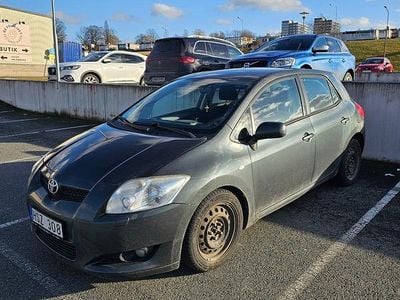 Begagnad Toyota Auris 126 HK (92 kW) 2008 Halvkombi