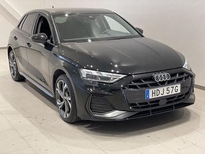 Mytsvart metallic Begagnad 2024 Audi A3 S-Line Sedan | 294 900 kr (Marknadspris)