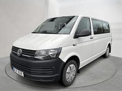 Vit Begagnad 2019 VW Caravelle Minibuss | 299 000 kr (Superpris)