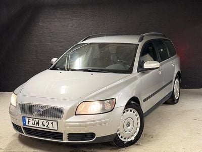 Begagnad Volvo V50 Kinetic 136 HK (100 kW) 2007 Grå Kombi