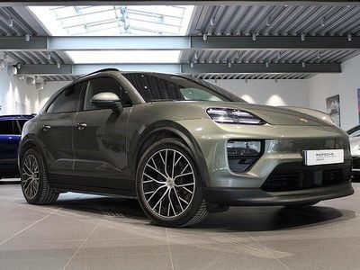 Begagnad Porsche Macan 330 kW (449 HK) 2024 Mörkgrå SUV