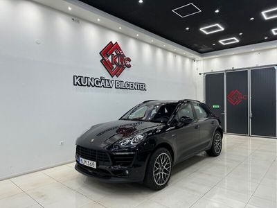 begagnad Porsche Macan S / 3.0 / V6 / 258HK / NAVI / DRAG / S+V-HJUL