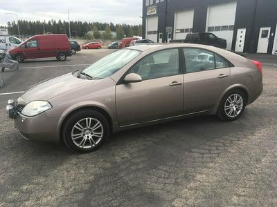 Ljusbrun Begagnad 2005 Nissan Primera Halvkombi | 9 900 kr