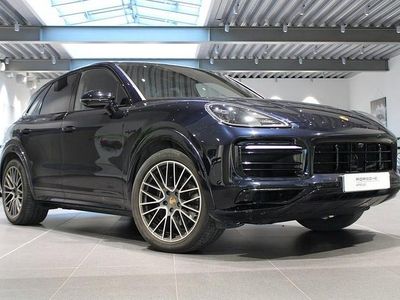 Moonlight blue metallic Begagnad 2023 Porsche Cayenne Platinum Edition SUV | 855 000 kr
